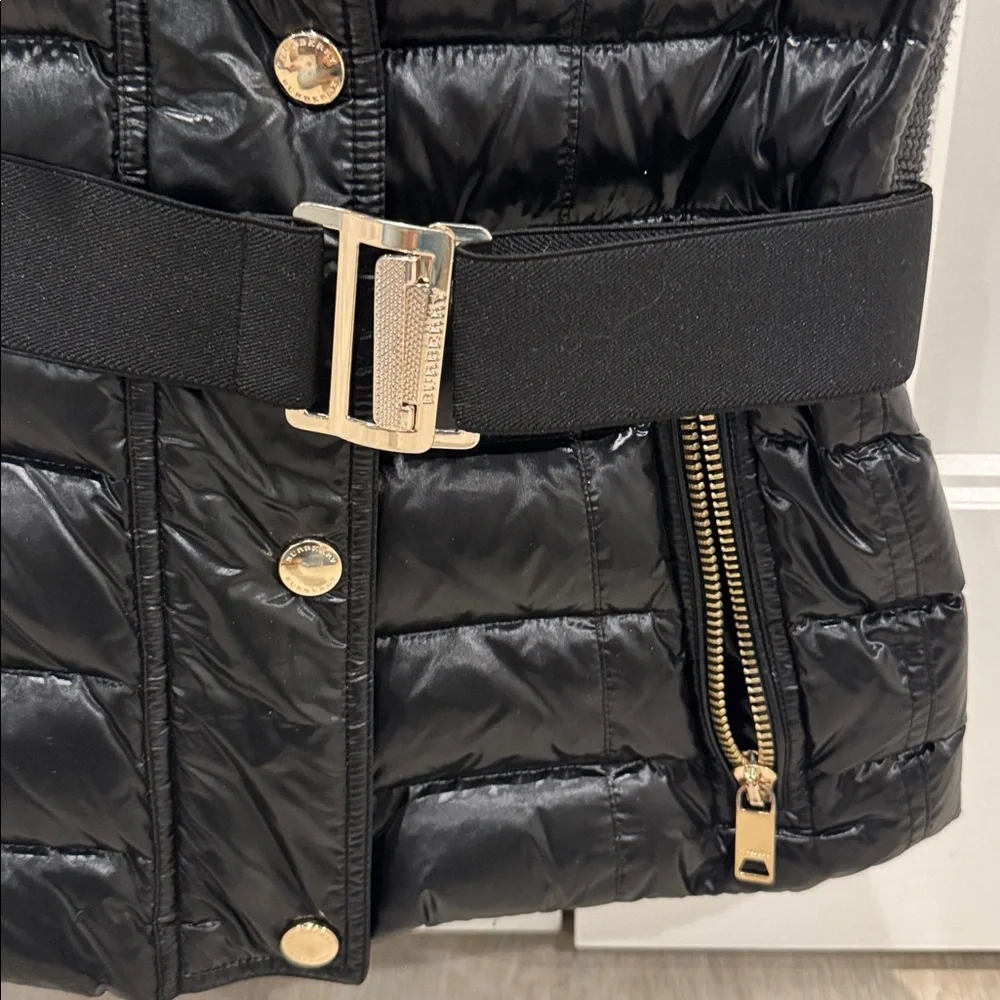 BURBERRY BELTED PUFFER VEST FUR HOOD - Picture 2 of 10